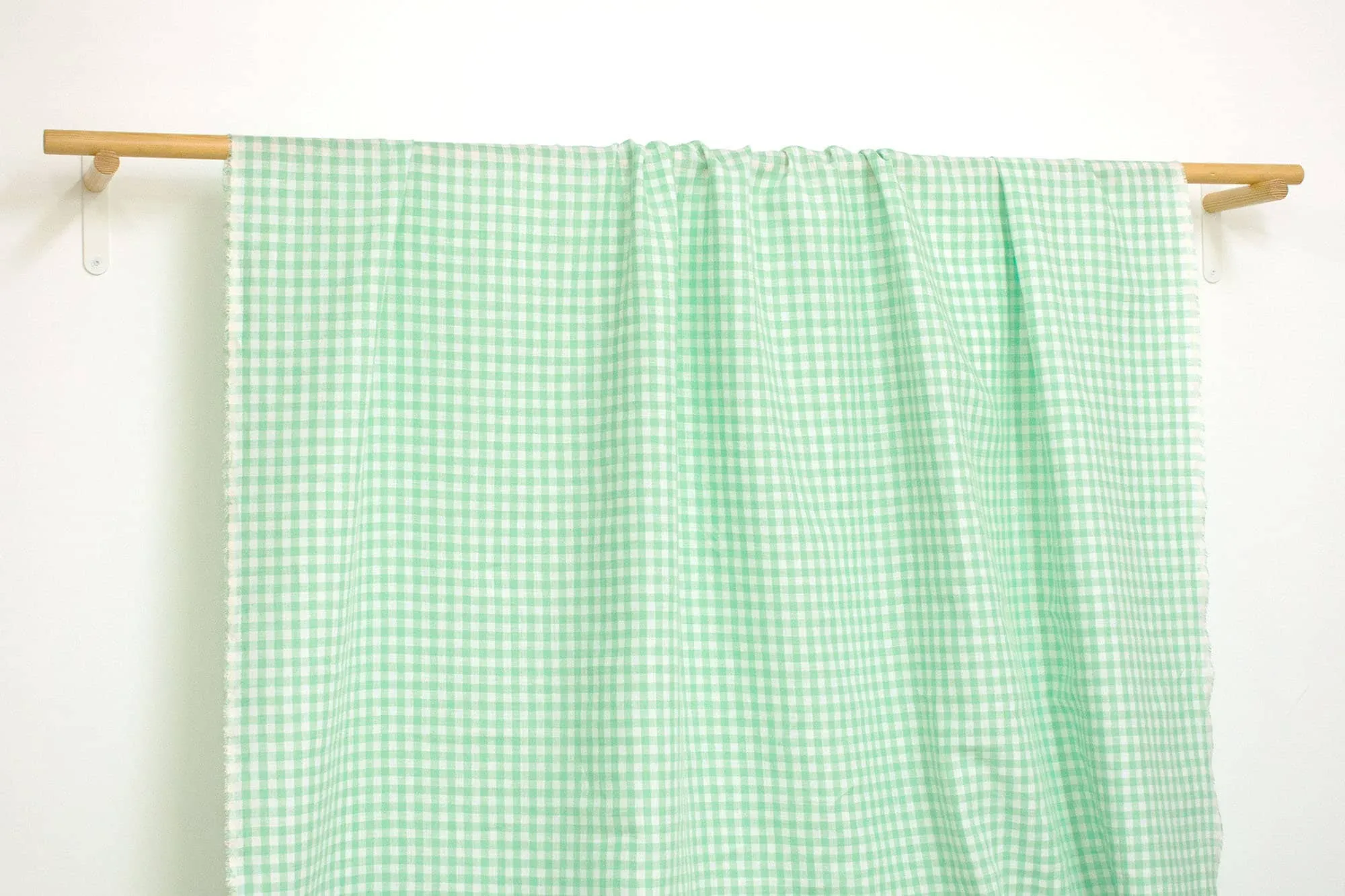 100% linen gingham - mint