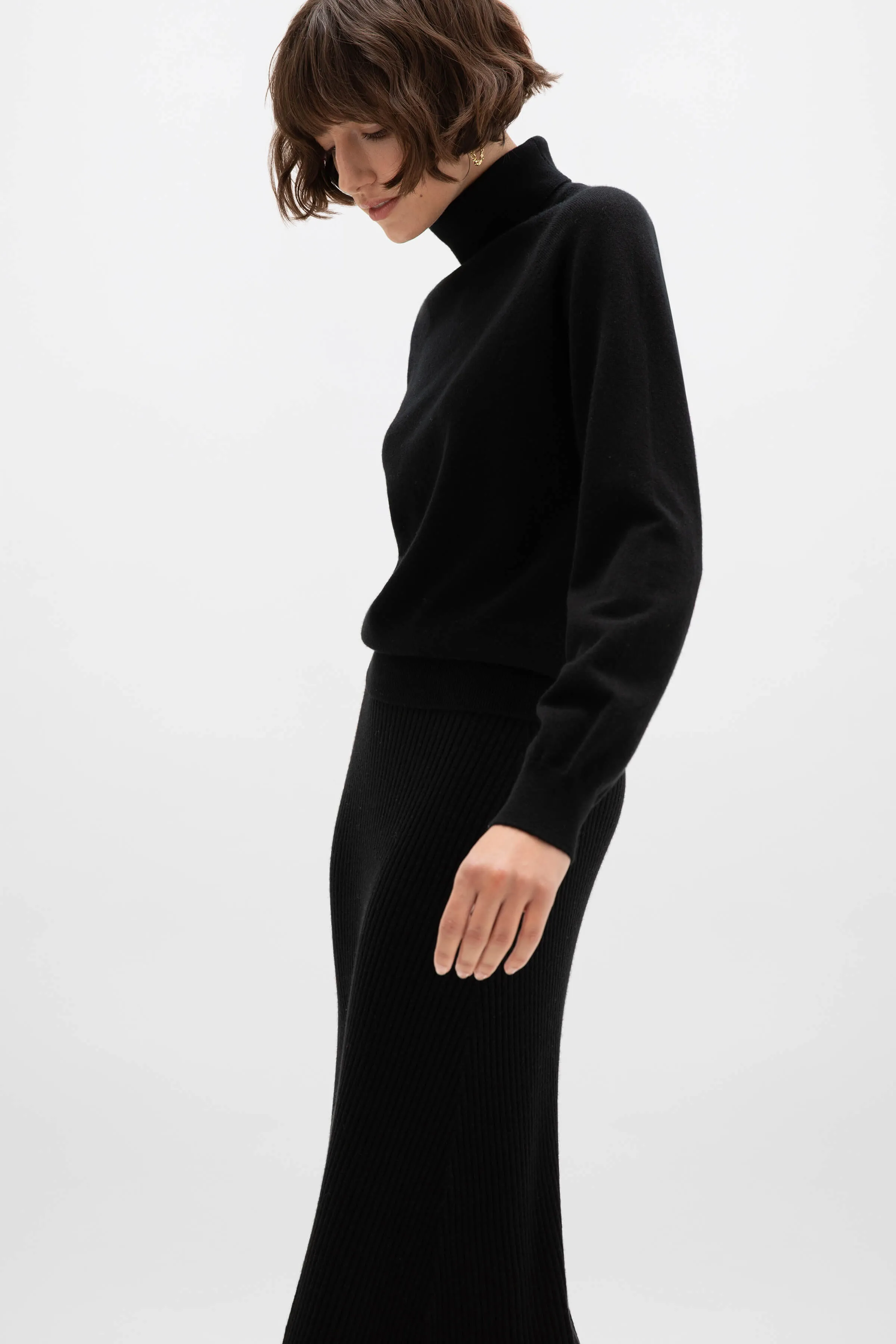 Cashmere Roll Neck