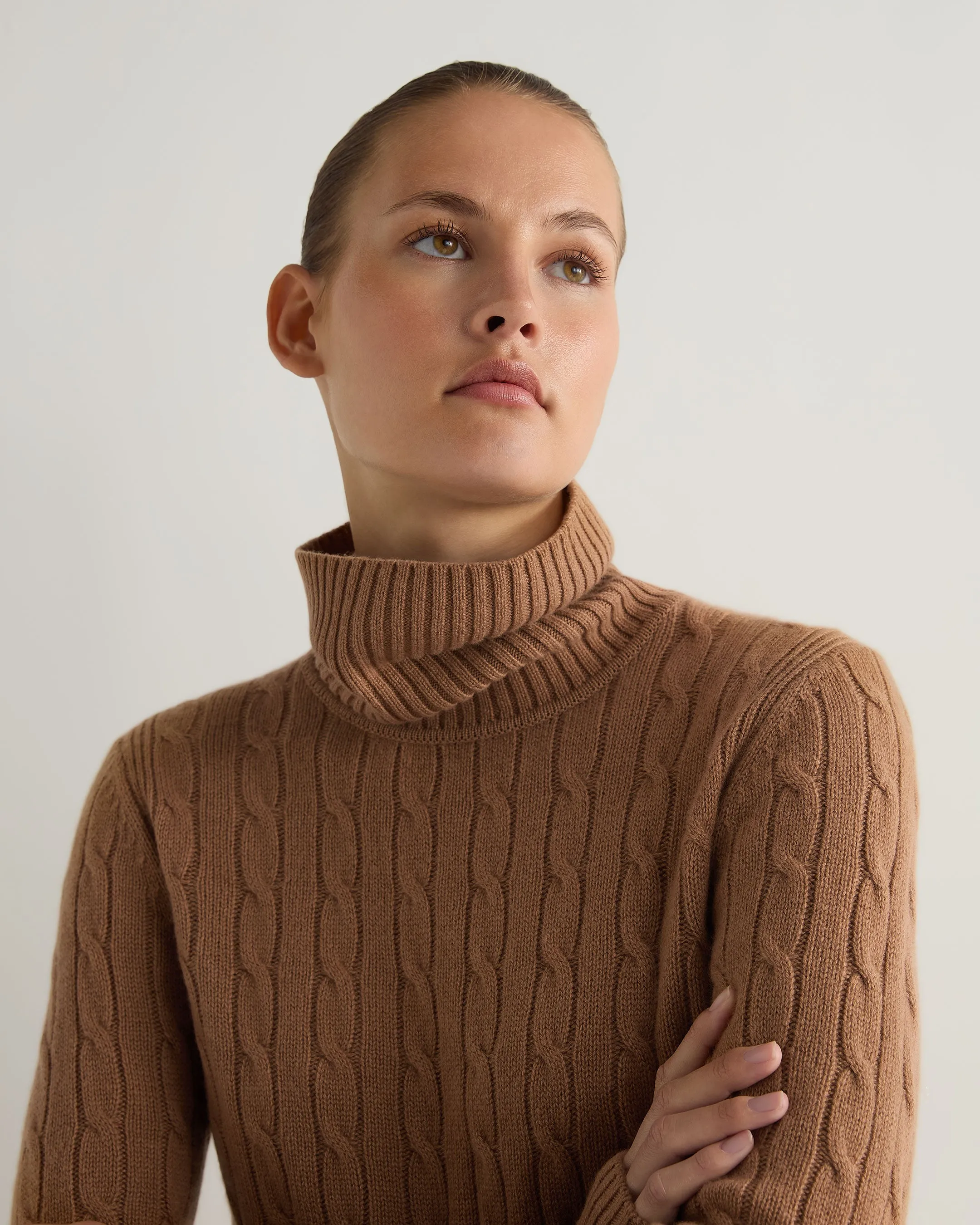 Women's Adelyn Cable Roll Cashmere Jumper Dark Camel Brown